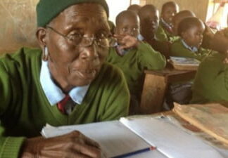 Cea mai bătrână elevă din lume a murit la 99 de ani Gogo