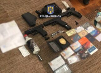 Doi tineri din Buzău care pretindeau că sunt poliţişti, arestaţi preventiv Jaf