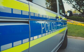 Adolescentă agresată sexual în toaleta unui mall din Galați politia