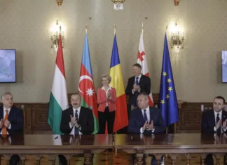 Acord semnat la București pentru realizarea proiectului cablului submarin de transport de energie electrică din surse regenerabile între România şi Azerbaidjan Acord