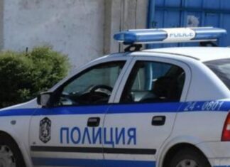 Zeci de migranţi ilegali, reținuți de poliția din Bulgaria într-un autocar condus de un român Politia bulgara