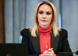 Gabriela Firea: Tinerii români vor beneficia de reduceri la transport, cazare, evenimente culturale și sportive sau la marile lanțuri de magazine prin cardul european pentru tineret Gabriela Firea