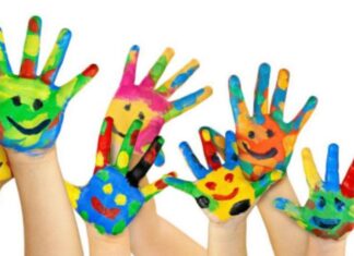 Gabriela Firea: Începe distribuția celor 5.000 de tablete cu ajutorul cărora asistenții sociali vor introduce în sistem date despre copiii din România copii