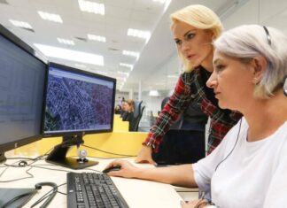 Gabriela Firea: Este Ziua Europeană a numărului unic de urgență 112, linia unde fiecare secundă contează, pentru că fiecare secundă poate face diferența între viață și moarte Gabrie;la Firea