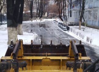 Anul acesta ninsoarea nu ne-a mai prins nepregătiți. Rareș Hopincă a supravegheat personal activitatea din teren