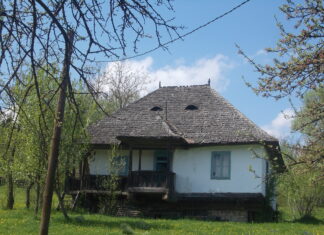 Opt case tradiţionale din Ardeal, renovate cu fonduri din PNRR şi introduse într-un circuit turistic casa traditionala