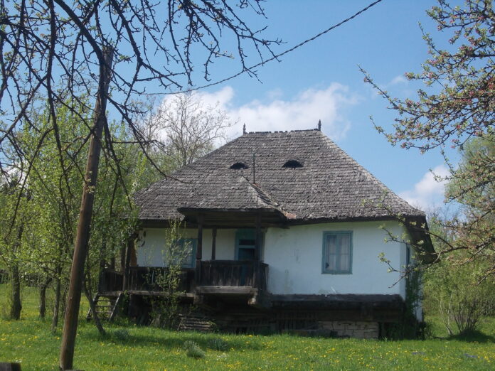 casa traditionala