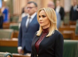 Gabriela Firea: Susțin orice discuție onestă pentru completarea Constituției. Cred că e nevoie de articole prin care să se acorde în mod clar mai multe drepturi femeilor Gabriela Firea