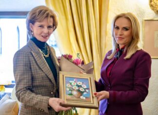 Gabriela Firea, întâlnire emoționantă cu Majestatea Sa Margareta, Custodele Coroanei Române Gabriela Firea
