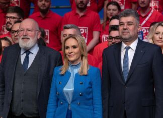 Gabriela Firea: Am salutat prezența în România a domnului Frans Timmermans, vicepreședintele Comisiei Europene. I-am mulțumit pentru susținerea deschisă pentru egalitatea de șanse între femei și bărbați Gabriela Firea