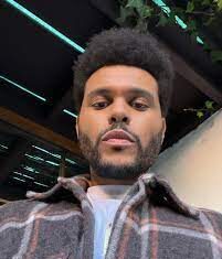 Un cântăreț canadian, desemnat cel mai popular artist din lume The Weeknd