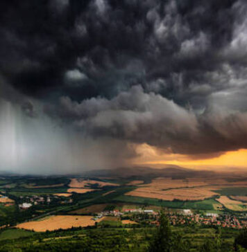 Avertizare de furtuni și vijelii pentru jumătate de țară Vijelie