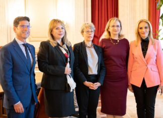 Gabriela Firea, mesaj de Ziua Națională a Egalității de Șanse între femei și bărbați: Drepturile femeilor nu sunt negociabile, aceste drepturi fiind recunoscute și respectate în întreaga lume Gabriela Firea