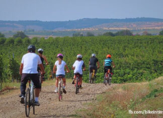 Traseul pentru cicloturism care face legătura între judeţele Buzău şi Prahova, inaugurat Cicloturism