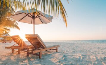 Licitaţia pentru plaje nu s-a desfășurat încă, anunță ministrul Economiei Plaja