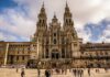 Taxă turistică propusă pentru limitarea supraaglomerării turiștilor la Santiago de Compostela Santiago de Compostela