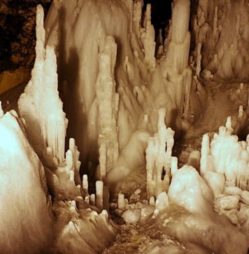 Ghețarul de la Scărișoara, modalitate unică de măsurat temperatura în Europa Ghetar Scarisoara