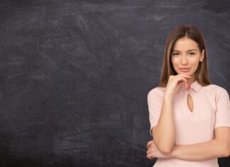 Profesoară condamnată la închisoare pentru că a susținut Bacalaureatul în locul fiului ei Profesoara