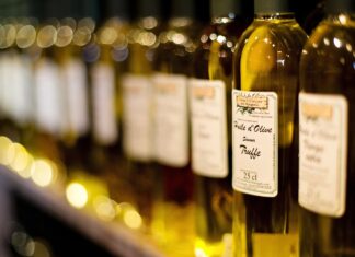 Nereguli descoperite la sute de importatori și comercianți de ulei de măsline Ulei de masline