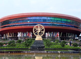 Capitala Indiei închide școlile din cauza poluării New Delhi