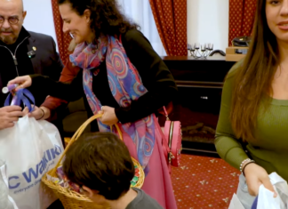 Cristian Popescu Piedone le-a oferit daruri copiilor Complexului de Servicii pentru Protecția Victimelor Violenței Domestice și ai Centrului Maternal din administrația DGASPC Sector 5 Cristian Popescu Piedone