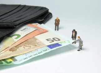 Persoanele care fac evaziune și plătesc prejudiciul și 15% în plus nu mai fac închisoare Plata taxelor