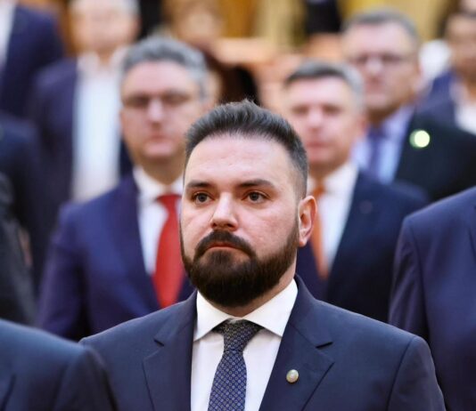 Vlad Popescu Piedone îl felicită pe Ciprian Ciucu și cere deblocarea proiectelor majore din Sectorul 5 V;ad Popescu Piedone