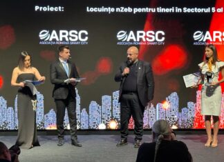 Popescu Piedone, premiat pentru proiectul “LOCUINȚE 𝐧𝐙𝐄𝐁 𝐏𝐄𝐍𝐓𝐑𝐔 𝐓𝐈𝐍𝐄𝐑𝐈𝐈 𝐃𝐈𝐍 𝐒𝐄𝐂𝐓𝐎𝐑𝐔𝐋 𝟓.” Cristian Popescu Piedone