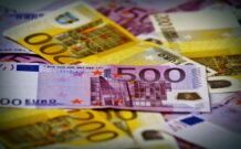 O îngrijitoare româncă din Italia cere despăgubiri de 1 milion de euro