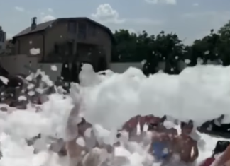 𝐒𝐏𝐔𝐌𝐀 𝐏𝐀𝐑𝐓𝐘 pentru copiii din Sectorul 5