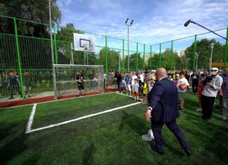 Cristian Popescu Piedone: Liber la sport pe terenurile școlilor din Sectorul 5! Cristan Popescu Piedone