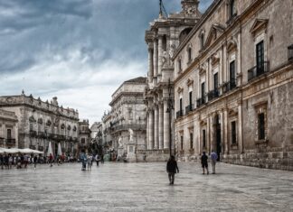 O insulă turistică italiană refuză turiștii din cauza lipsei apei Sicilia