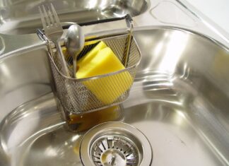 Abonații care locuiesc pe șoseaua Mangaliei din Constanța nu beneficiază de apă potabilă Sursa foto: Pixabay