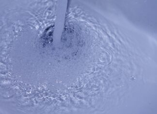 Zonele C Și F din localitatea constănțeană Valu lui Traian nu beneficiază de apă potabilă Sursa foto: Pixabay