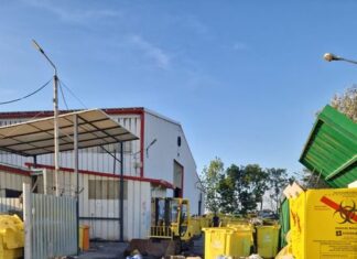 Garda Națională de Mediu a depistat o tonă de deşeuri medicale periculoase, depozitată în aer liber Deseuri periculoase