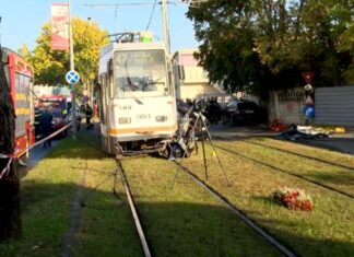 Accident grav între un tramvai și un autoturism, soldat cu decesul șoferului Accident tramvai