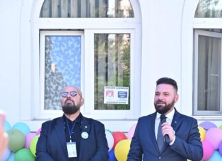 Cristian Popescu Piedone și Vlad Popescu Piedone, mesaj la deschiderea anului școlar: ” Din partea noastră, succes și un an școlar plin cu bucurii… tuturor copiilor României, oriunde vă aflați!”