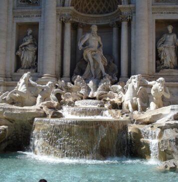 Fontana di Trevi, redeschisă vizitatorilor după ce a fost reabilitată fontana di trevi