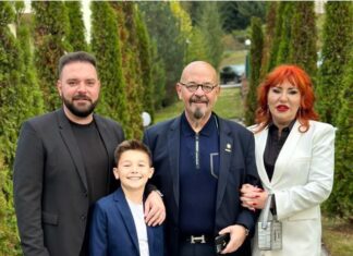 Popescu Piedone, urare emoționantă pentru Vlad Popescu Piedone: La mulți ani, Vlad! La mulți ani, viitorul primar al Sectorului 5! Să rămâi mereu acelaşi OM!