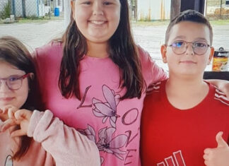 Cei trei frați din Hunedoara dați dispăruți, aduși în țară din Serbia Copii disparuti