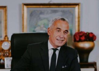 Portretul lui Călin Georgescu, candidatul aflat aproape de finala alegerilor prezidențiale Calin Georgescu