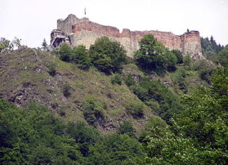 Cetatea Poenari va putea fi vizitată din luna ianuarie Cetatea Poenari