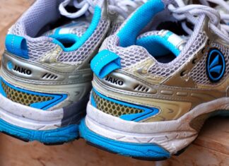 Încălțăminte sport de un milion de euro contrafăcută, descoperită în Portul Constanța Incaltaminte sport