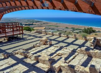 21 de situri arheologice, descoperite pe şantierul noii căi ferate Arad-Timișoara Sapaturi