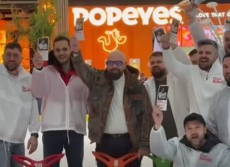 Cristian Popescu Piedone, în teren alături de Daniel Băluță: întâlniri cu oamenii din târguri și mall-uri în campania pentru Primăria Capitalei