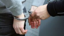 Antrenor de box din București, arestat sub acuzația de viol, agresiune sexuală și lovire; victima – o elevă