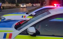 Agent de poliție, mită de 2.200 de lei primită direct de la bancomat