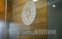 Fosta contabilă a MAE a recunoscut că și-a dat salarii ilegale timp de 15 ani