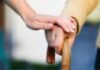 900 de euro pentru internarea într-un azil de bătrâni